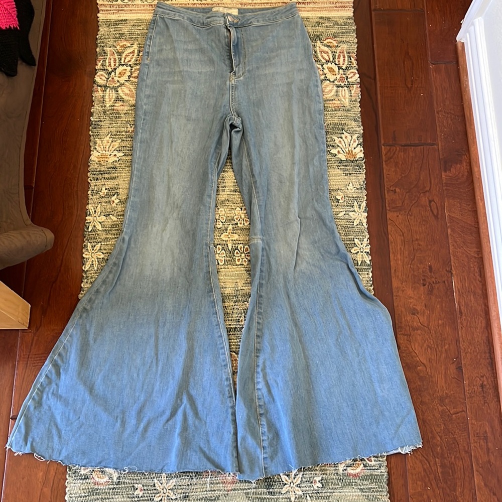 Free People Wide Leg Flare Light Wash Jeans